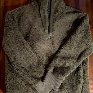 Athleta women’s 1/4 zip fleece